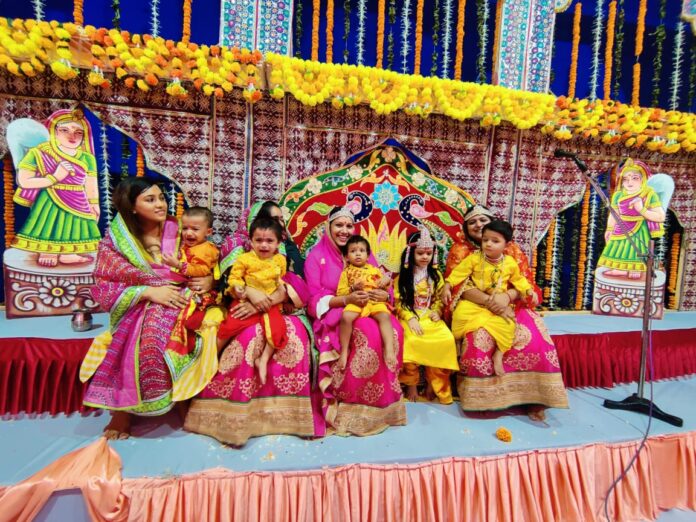 Ravana's birth Ram's birth Vishwamitra's arrival Leela were staged on the second day of Ramlila.