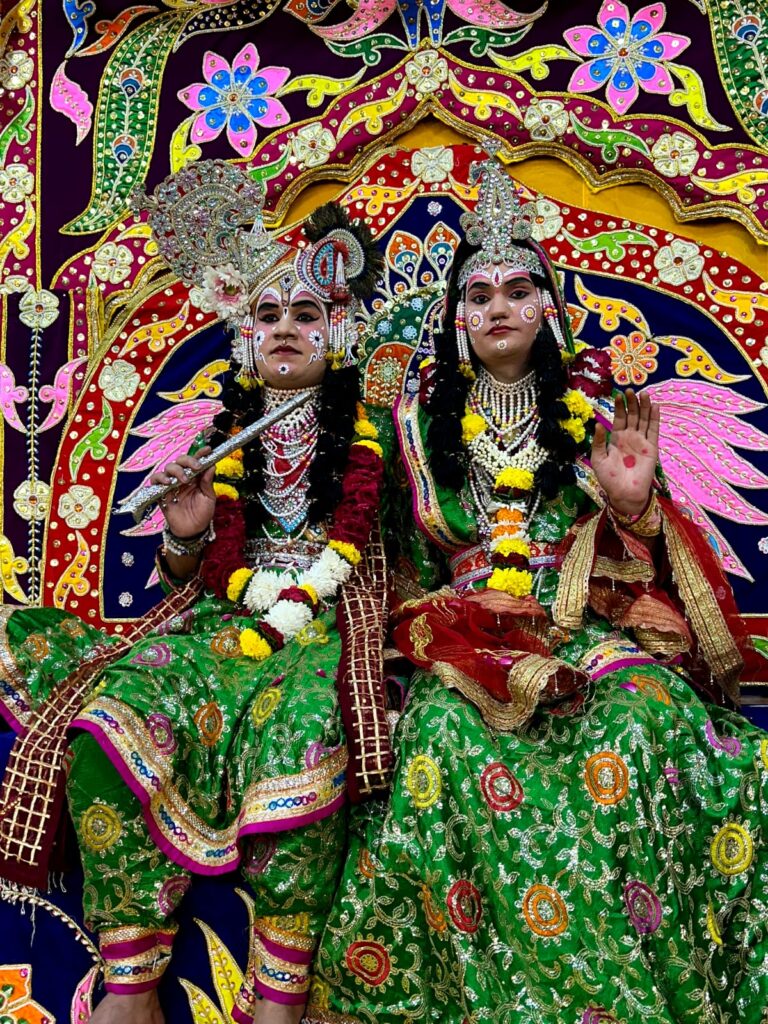 Devotees were mesmerized by seeing the beautiful staging of Maharas Makhan Leela and Holi of flowers in Ramlila