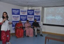 शेल्बी अस्पताल में मस्तिष्क एन्युरिझम (रक्त वाहिका में बुलबुला) से पीड़ित एक महिला का सफल उपचार